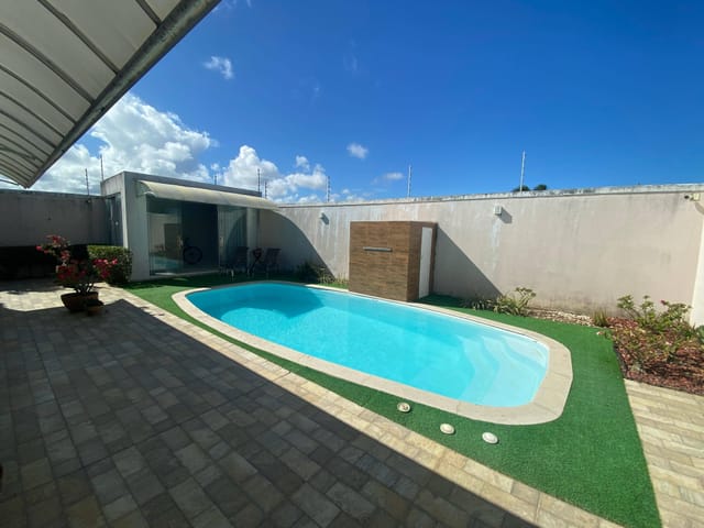 Casa com 450m² 3 quartos e 1 banheiro, à venda, no bairro São José dos Náufragos em Aracaju