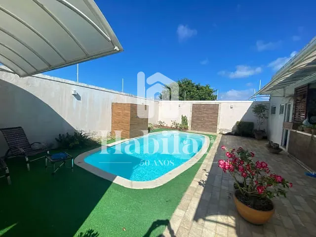 Casa com 450m² 3 quartos e 1 banheiro, à venda, no bairro São José dos Náufragos em Aracaju