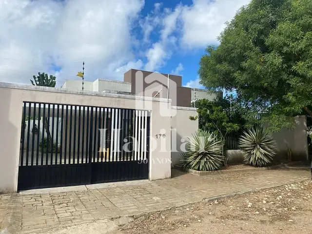 Casa com 450m² 3 quartos e 1 banheiro, à venda, no bairro São José dos Náufragos em Aracaju