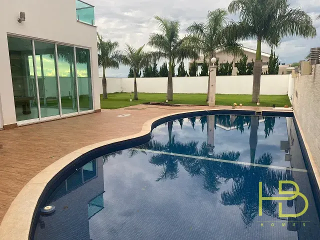 Casa 4 quartos e 4 banheiros, para alugar, no bairro Jardim Residencial Saint Patrick em Sorocaba