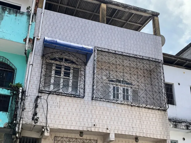 Casa 4 quartos e 3 banheiros, à venda, no bairro Liberdade em Salvador