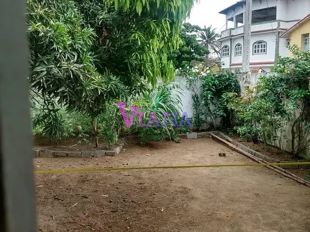 Casa com 400m² 6 quartos e 3 banheiros, à venda, no bairro Alto Lagoa Funda em Marataízes