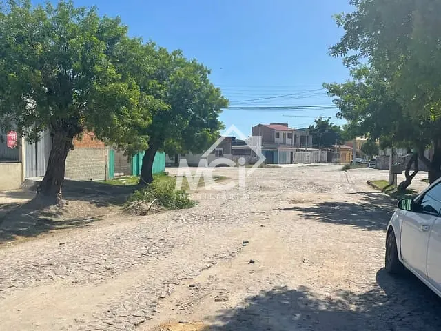Casa 3 quartos e 2 banheiros, à venda, no bairro São Gonçalo em Pelotas
