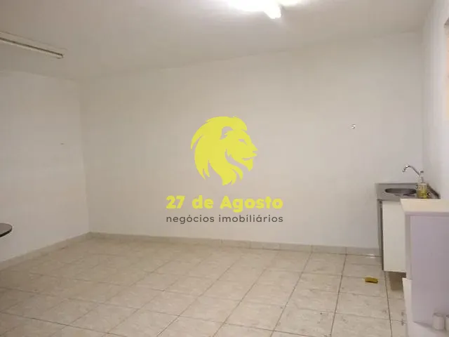 Casa com 400m² 3 quartos e 2 banheiros, à venda, no bairro Centro em Piracicaba