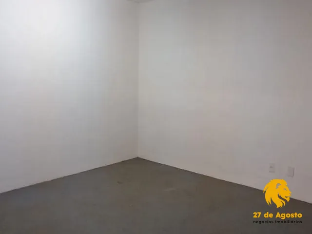 Casa com 400m² 3 quartos e 2 banheiros, à venda, no bairro Centro em Piracicaba