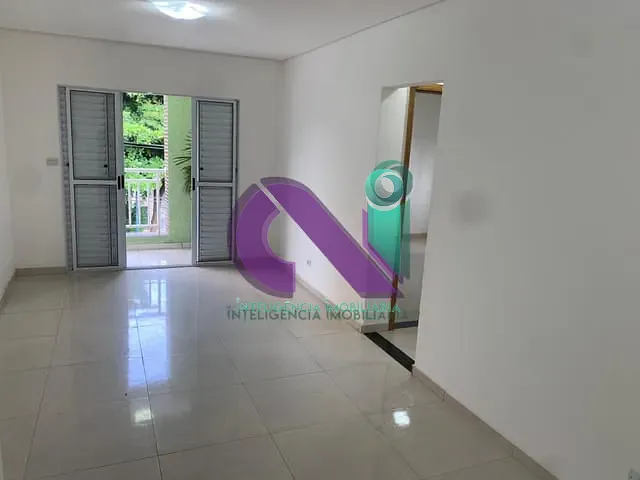 Casa 2 quartos e 1 banheiro, para alugar, no bairro km 18 em Osasco