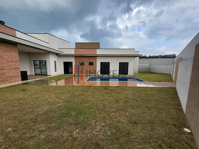 Casa com 519m² 3 quartos e 4 banheiros, à venda, no bairro Chácaras Maringá em Atibaia