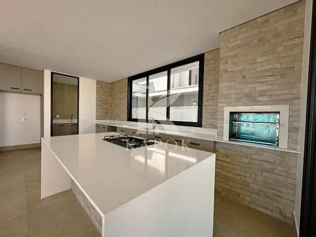 Casa com 330m² 5 quartos e 6 banheiros, à venda, no bairro Parque Brasil 500 em Paulínia