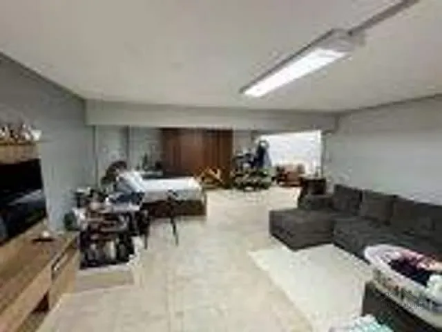 Casa com 384m² 3 quartos e 5 banheiros, à venda, no bairro Parque Residencial Itapeti em Mogi das Cruzes