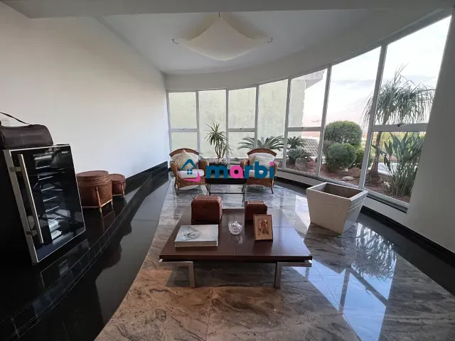 Casa com 598m² 5 quartos e 7 banheiros, à venda, no bairro Iate Clube de Americana em Americana
