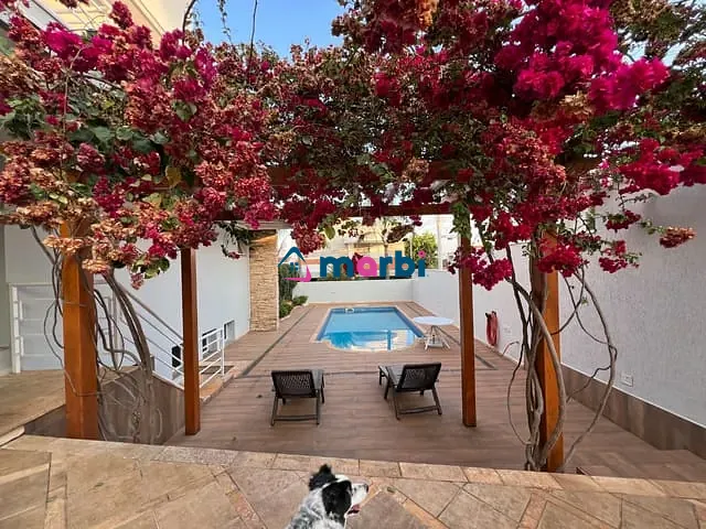 Casa com 598m² 5 quartos e 7 banheiros, à venda, no bairro Iate Clube de Americana em Americana