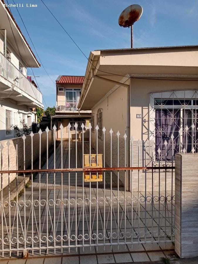 Casa, 8 quartos, 120 m² - Foto 2