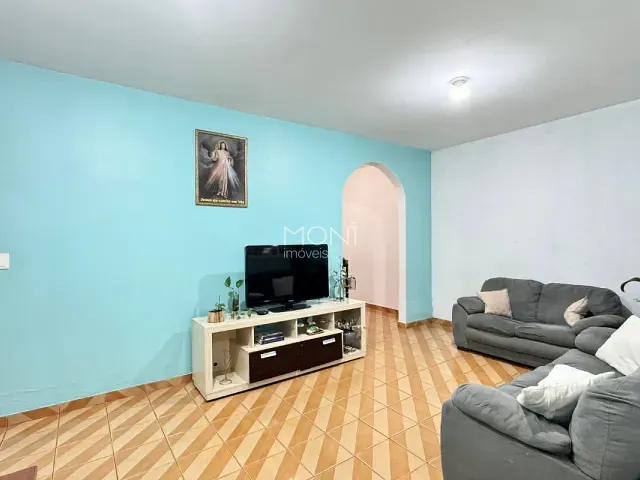 Casa 3 quartos e 3 banheiros, à venda, no bairro Candangolândia em Brasília