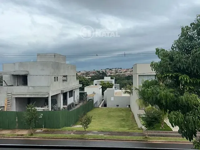 Casa com 250m² 3 quartos e 4 banheiros, à venda, no bairro Jardim da Luz em Londrina