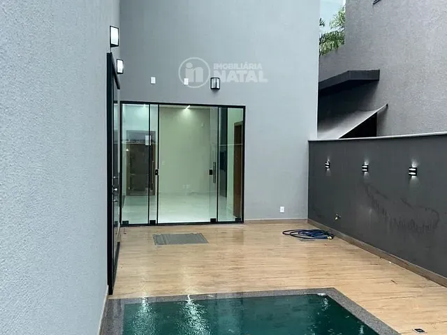 Casa com 250m² 3 quartos e 4 banheiros, à venda, no bairro Jardim da Luz em Londrina