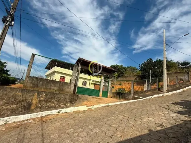 Casa com 1083m² 4 quartos e 4 banheiros, à venda, no bairro Sao Paulo em Dom Cavati