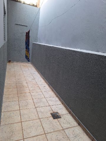 Casa 3 quartos e 2 banheiros, à venda, no bairro Vila Machado em Fernandópolis