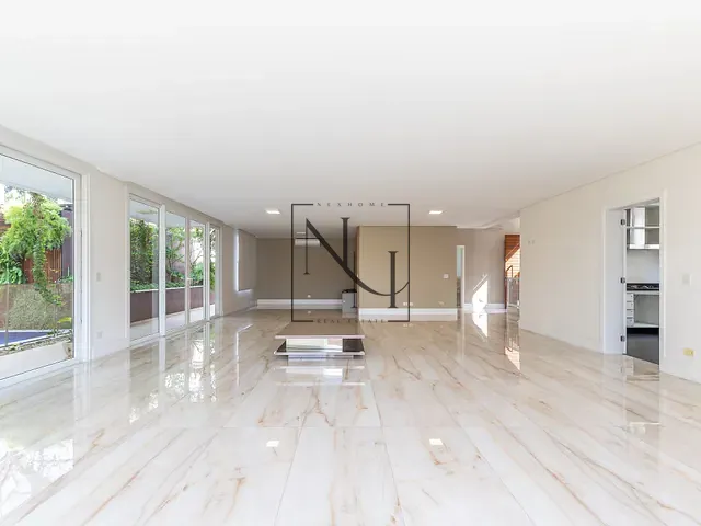 Casa com 680m² 4 quartos e 6 banheiros, à venda, no bairro Parque Colonial em São Paulo