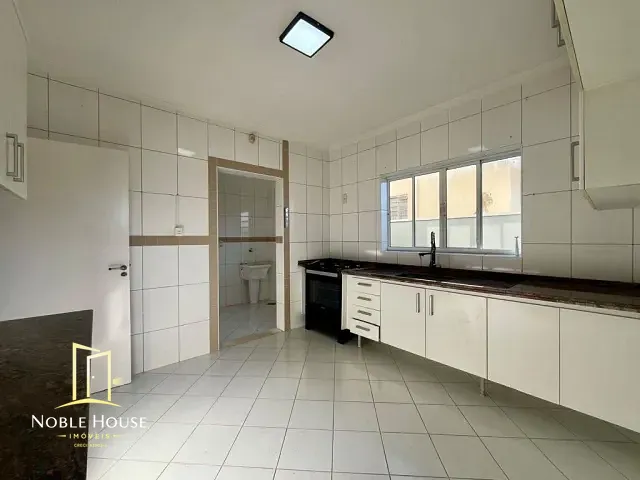 Casa 4 quartos e 3 banheiros, à venda ou para alugar, no bairro Condomínio Residencial Mirante do Lenheiro em Valinhos