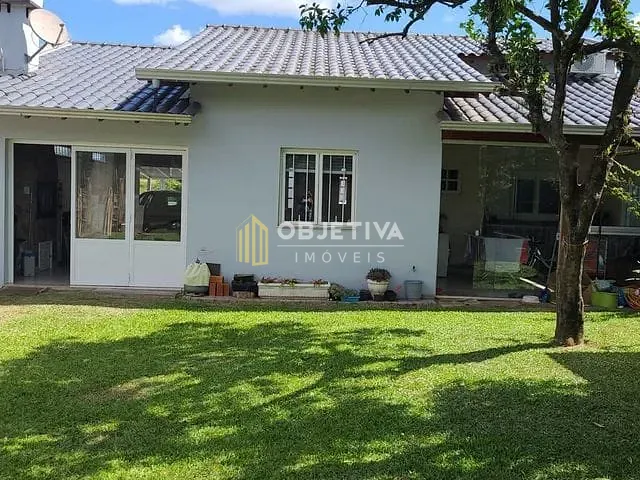 Casa com 312m² 2 quartos e 1 banheiro, à venda, no bairro São José em Novo Hamburgo