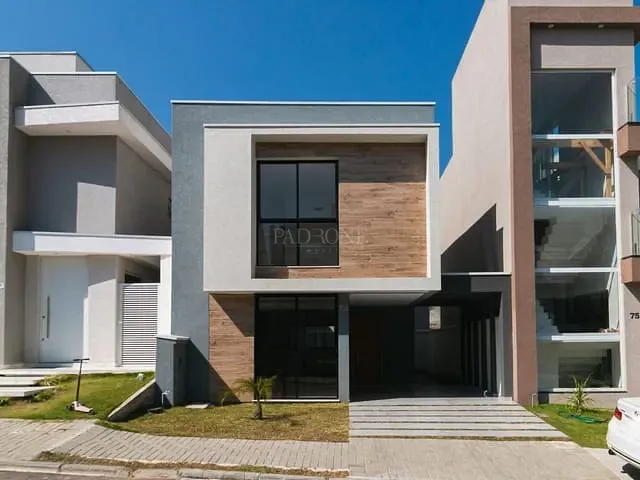 Casa com 113m², à venda, no bairro Umbará em Curitiba