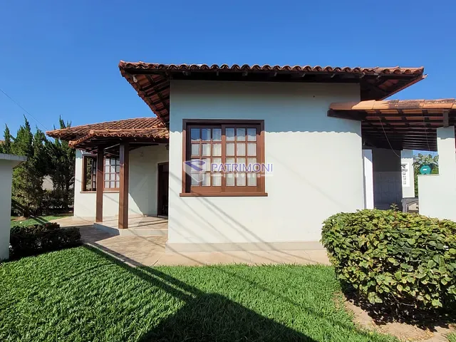 Casa com 600m² 4 quartos e 3 banheiros, à venda, no bairro Coqueiro Verde em Juatuba