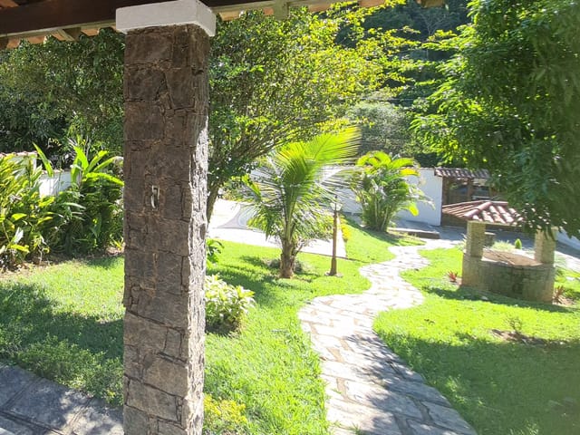 Casa com 900m² 3 quartos e 4 banheiros, à venda, no bairro Madruga em Vassouras