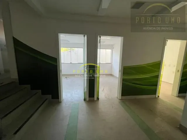 Casa com 390m², para alugar, no bairro Caminho das Árvores em Salvador