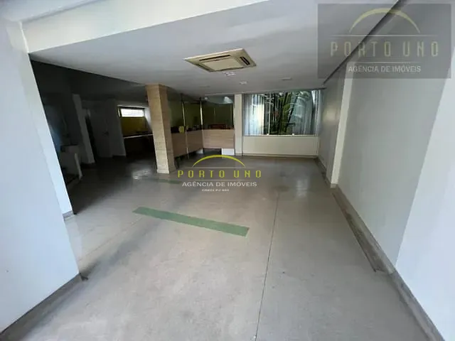 Casa com 390m², para alugar, no bairro Caminho das Árvores em Salvador