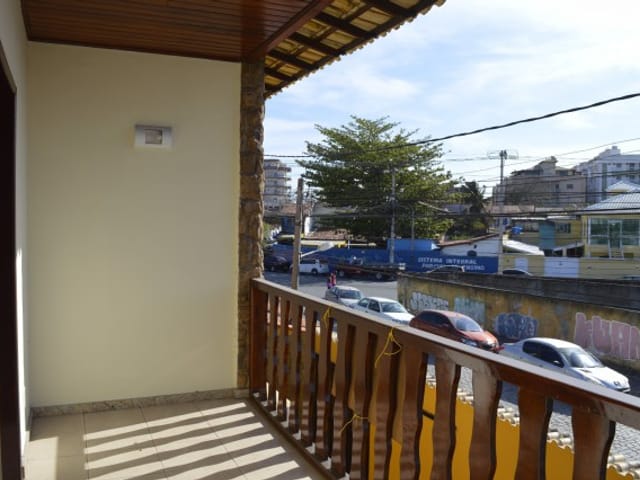 Casa com 250m² 5 quartos e 2 banheiros, para alugar, no bairro Jardim Flamboyant em Cabo Frio