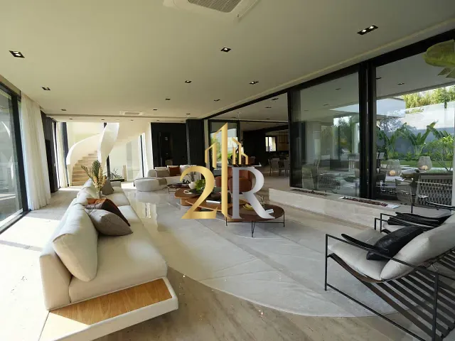 Casa com 1200m² 5 quartos e 10 banheiros, à venda, no bairro Alphaville Residencial Um em Barueri