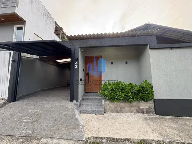 Casa 2 quartos e 1 banheiro, à venda, no bairro Rio Pequeno em Camboriú