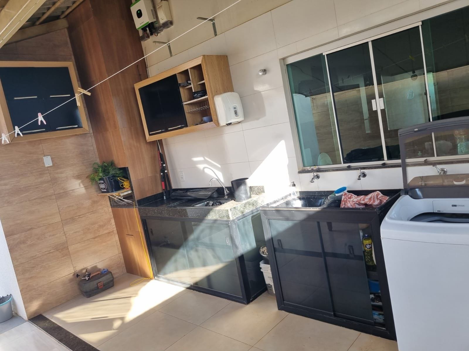 Casa à venda com 3 quartos, 220m² - Foto 3
