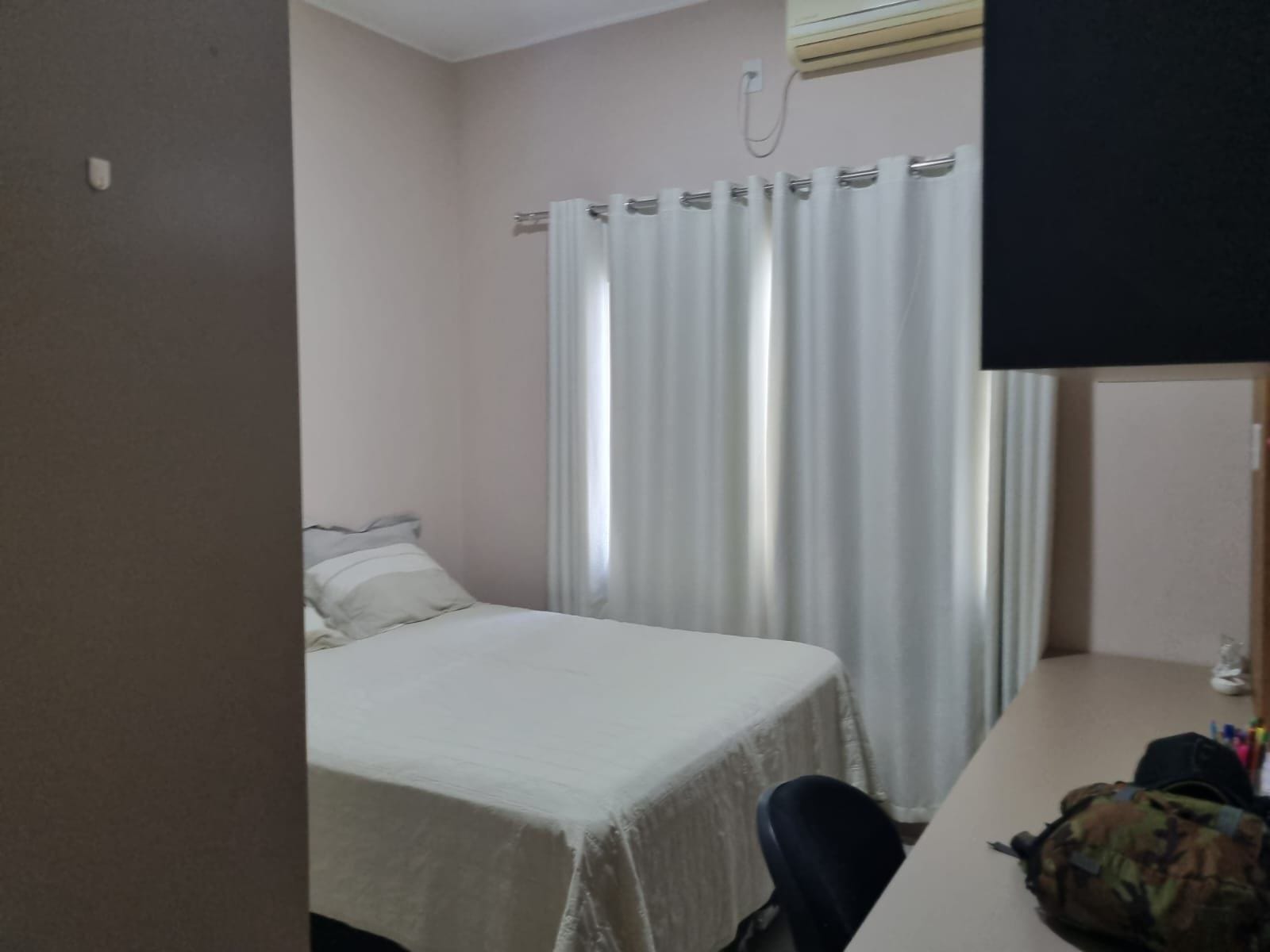 Casa à venda com 3 quartos, 220m² - Foto 7