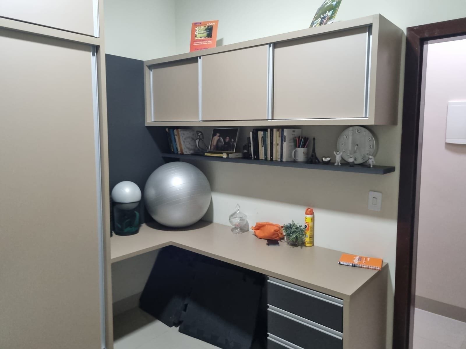 Casa à venda com 3 quartos, 220m² - Foto 9