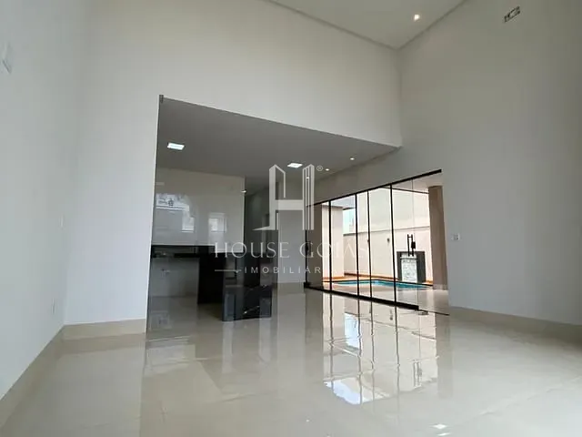 Casa com 300m² 3 quartos e 4 banheiros, à venda, no bairro Jardins Bolonha em Senador Canedo