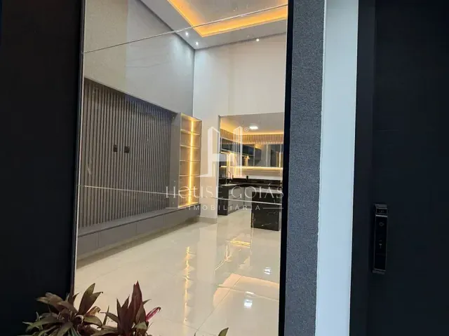 Casa com 300m² 3 quartos e 4 banheiros, à venda, no bairro Jardins Bolonha em Senador Canedo