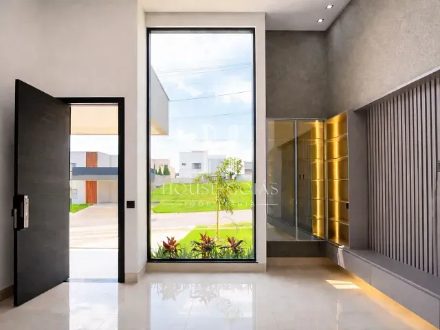 Casa com 300m² 3 quartos e 4 banheiros, à venda, no bairro Jardins Bolonha em Senador Canedo