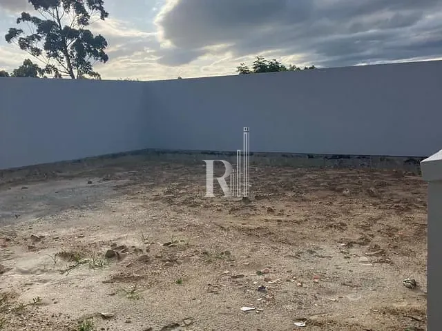 Casa com 220m² 2 quartos e 1 banheiro, à venda, no bairro Areias em Tijucas