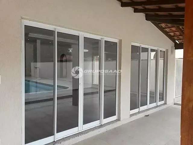Casa com 700m² 4 quartos e 3 banheiros, à venda, no bairro Setor de Habitações Individuais Norte em Brasília
