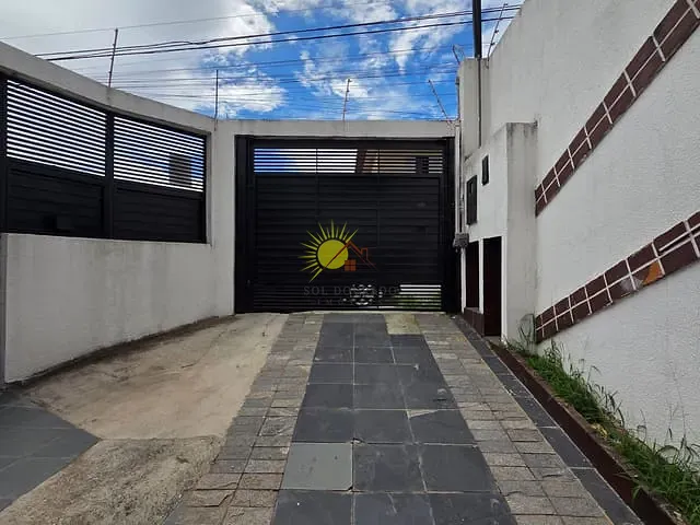 Casa com 180m² 3 quartos e 2 banheiros, à venda ou para alugar, no bairro Conjunto Residencial Jardim Canaã em São Paulo