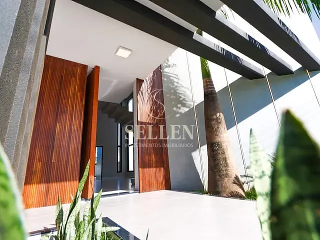 Casa 3 quartos e 4 banheiros, à venda, no bairro Santa Regina em Camboriú