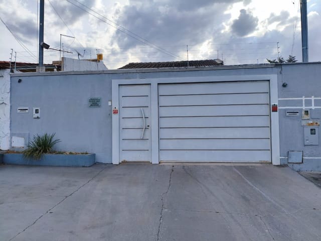 Casa com 248m² 3 quartos e 2 banheiros, à venda, no bairro Vila Alzira em Aparecida de Goiânia