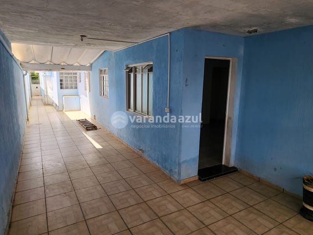 Casa com 280m² 3 quartos e 1 banheiro, à venda, no bairro Alto Ipiranga em Mogi das Cruzes