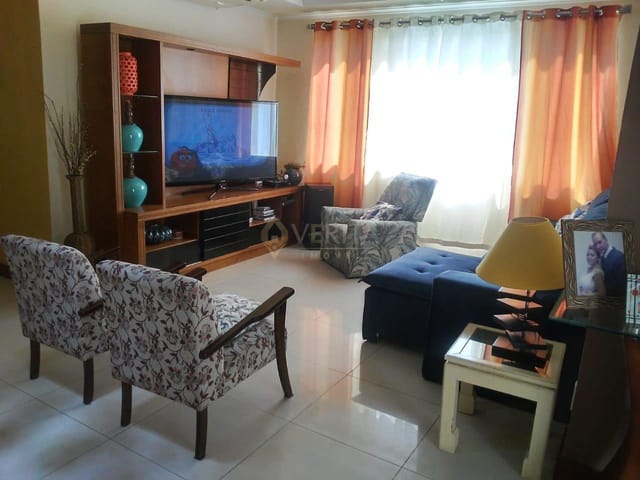 Casa com 348m² 3 quartos e 2 banheiros, à venda, no bairro Pechincha em Rio de Janeiro