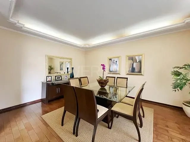Casa com 695m² 4 quartos e 6 banheiros, à venda, no bairro Cidade Jardim em Rio Claro