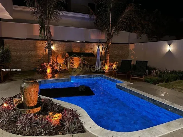 Casa 5 quartos e 6 banheiros, à venda, no bairro Parque Residencial Nova Holanda em Holambra