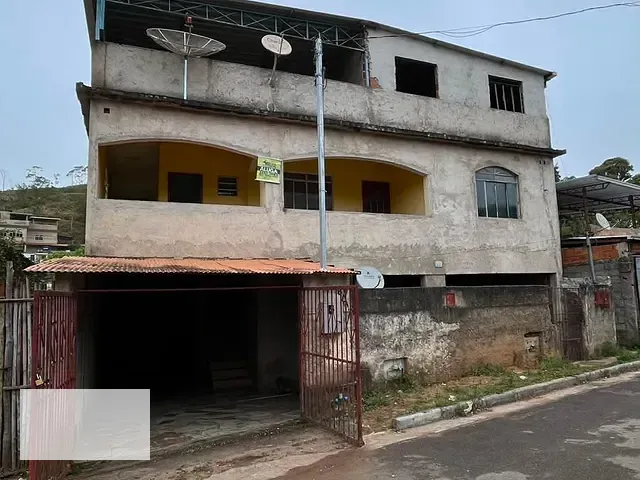 Casa 2 quartos e 1 banheiro, para alugar, no bairro Córrego do Ouro em Santos Dumont