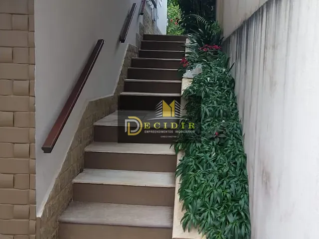 Casa com 633m² 4 quartos e 5 banheiros, à venda, no bairro PIRACAIA em Piracaia