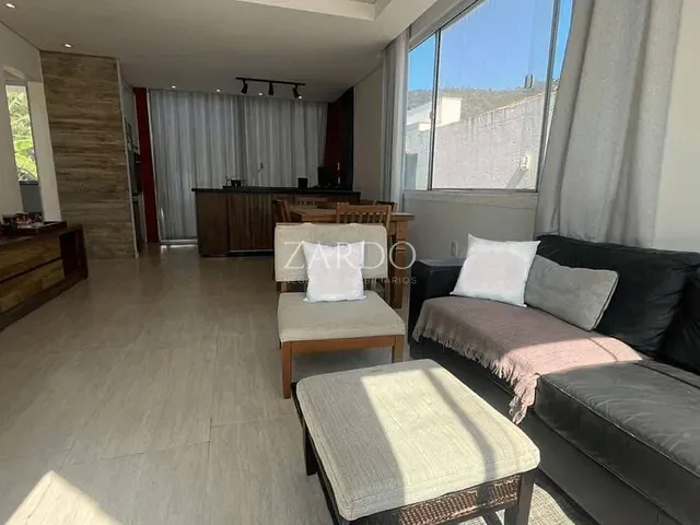 Casa 4 quartos e 2 banheiros, à venda, no bairro Palmas em Governador Celso Ramos